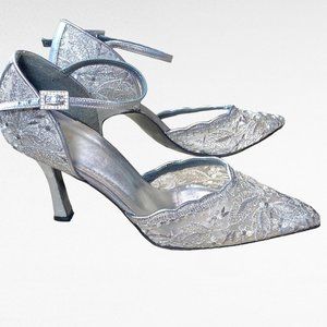 Stuart Weitzman Silver Lace Formal Heels w/ Rhinestone Buckle 3.5” Size 10